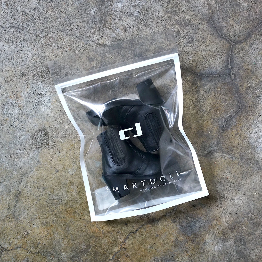 KL Chelsea Boots (Vinyl Black)