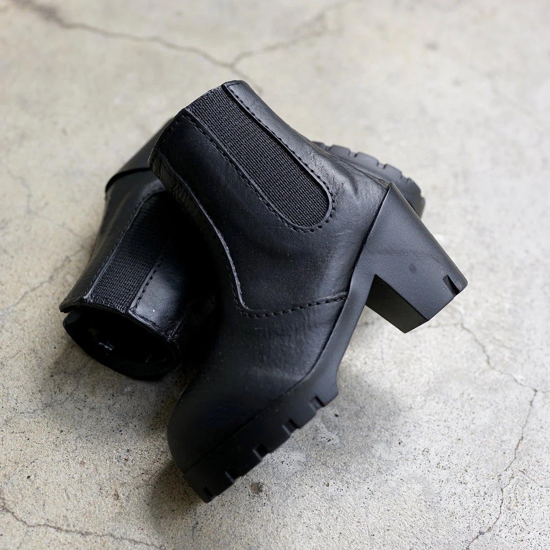 KL Chelsea Boots (Vinyl Black)