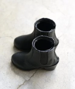 KL Chelsea Boots (Vinyl Black)