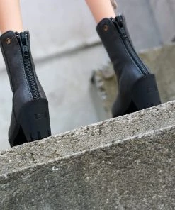 KL Secret Stuff Takashin Tripwire Boots (Graphite)