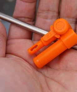 Culture Japan Swingy Clickety-Click Stand