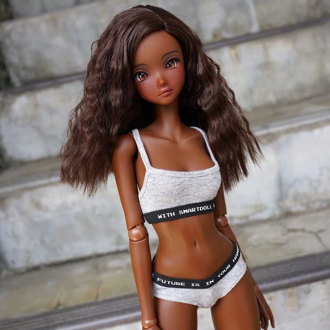 Culture Japan Smart Doll - Reflection