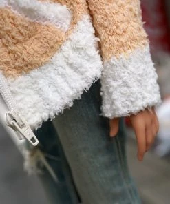 D2 Moco Moco Cardigan Secret Stuff