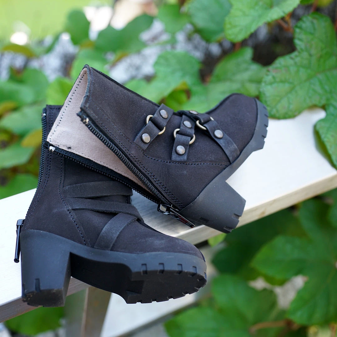 KL 3 Ring Boots (Molten Black) Secret Stuff