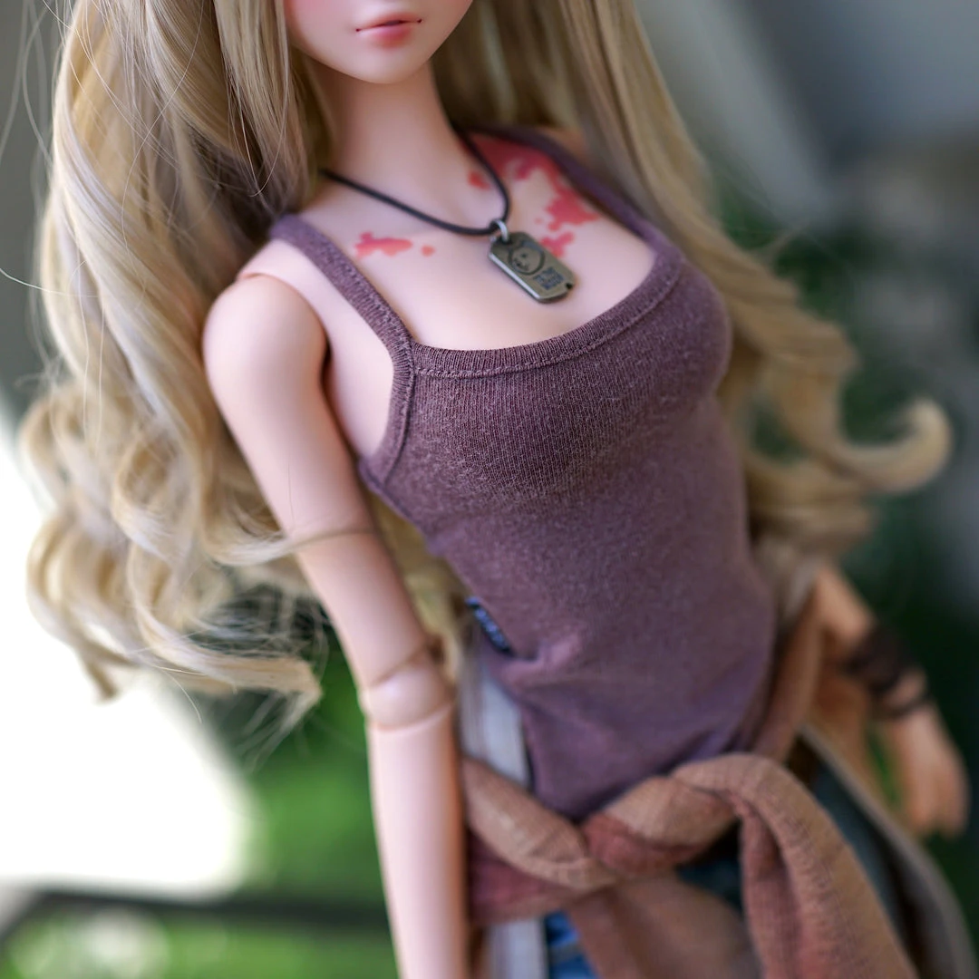 N1 Adventurer Camisole (Earthen Red) Apparel