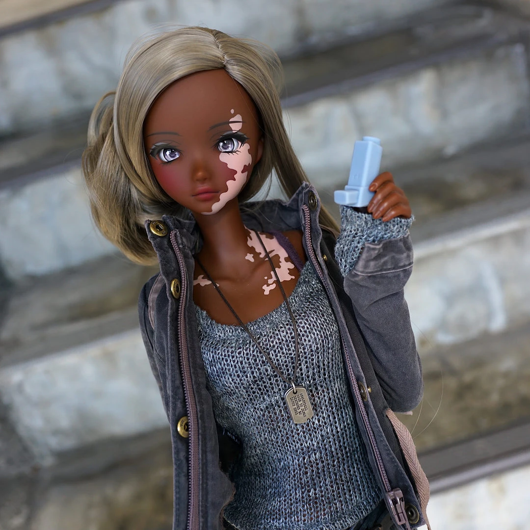 Smart Doll Store Inhaler Secret Stuff