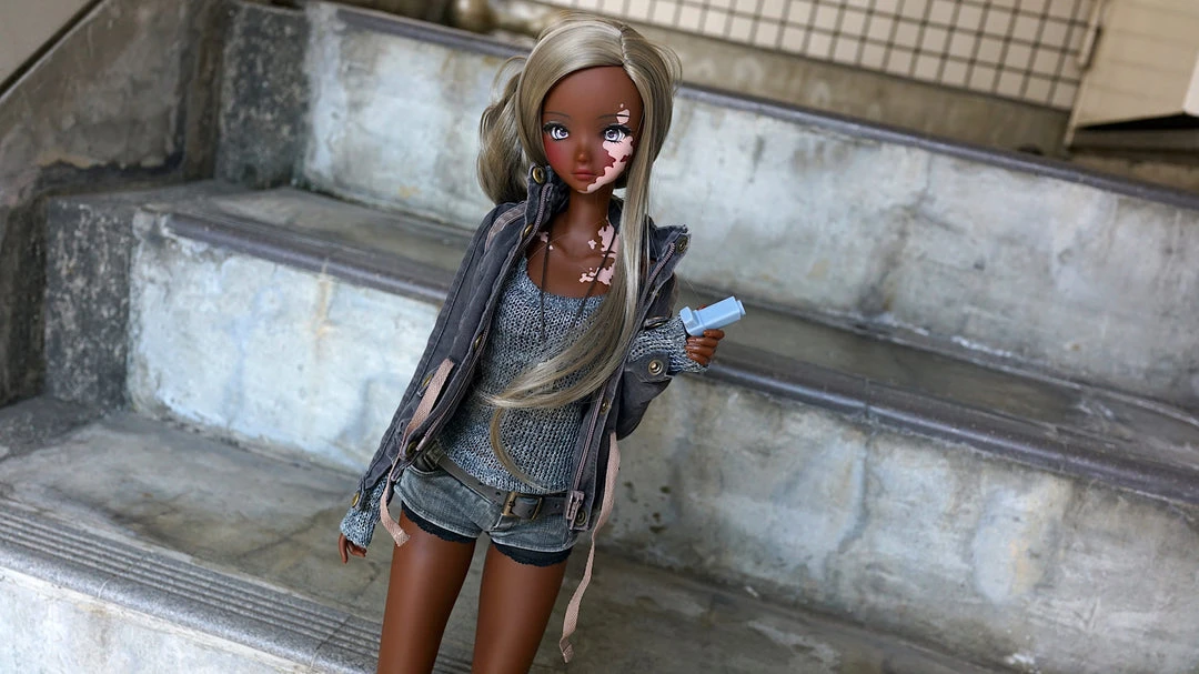 Smart Doll Store Inhaler Secret Stuff