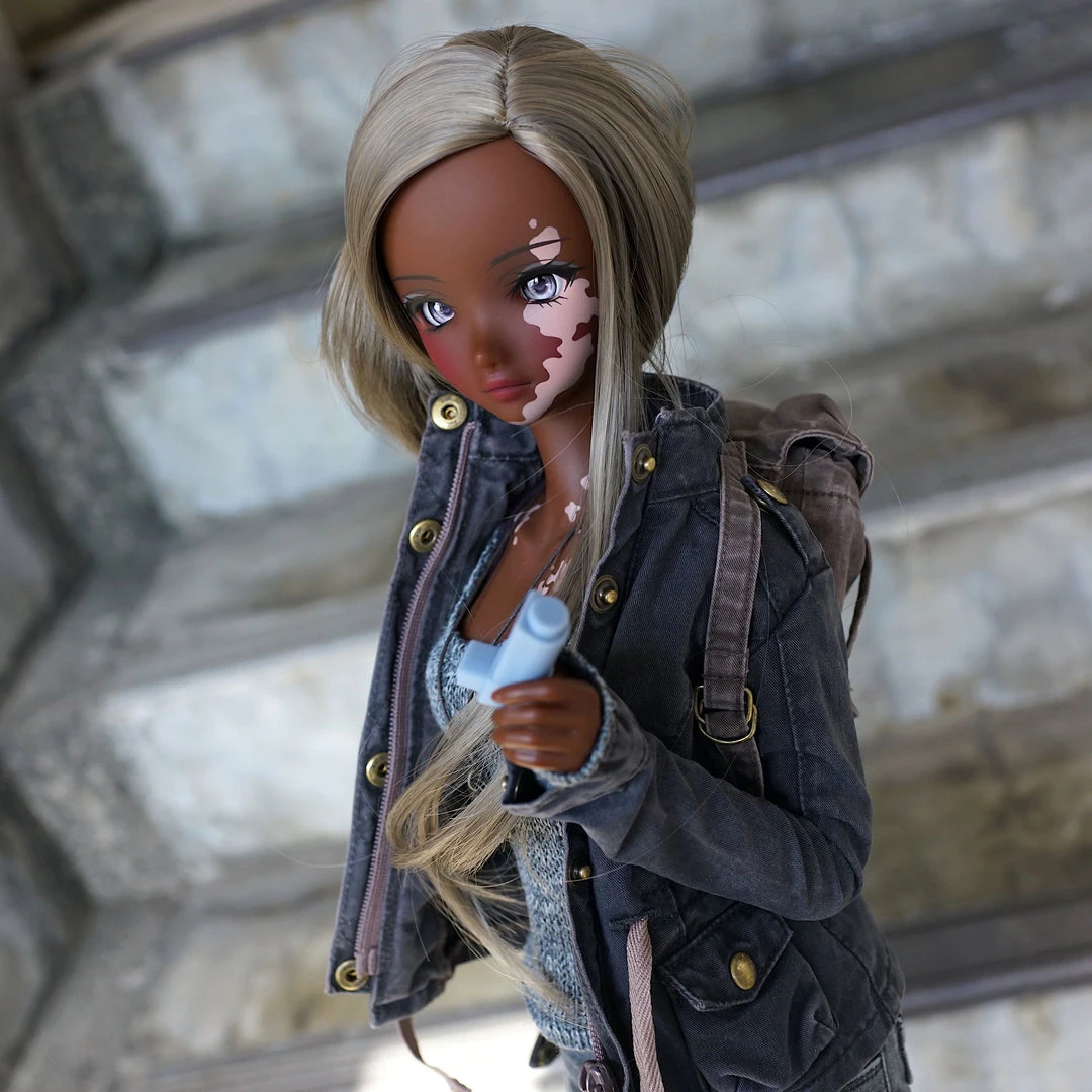 Smart Doll Store Inhaler Secret Stuff